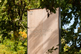 Brodick Castle 07 04